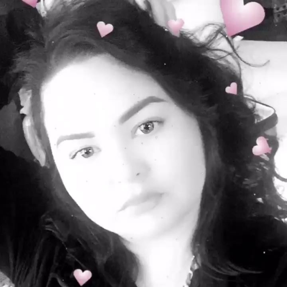 Meet your Posher, Chrystal